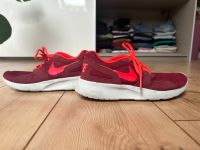 Hallenschuhe Turnschuhe Sneaker Nike Kaishi Print 38,5 rot Sachsen-Anhalt - Magdeburg Vorschau