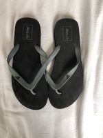 Fast ungetragene Flip Flops Badeschuhe von Mitch&Co Größe 41 Frankfurt am Main - Ostend Vorschau