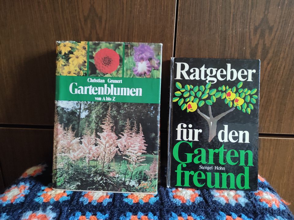 2 Gartenbücher  (auch einzeln) in Rositz