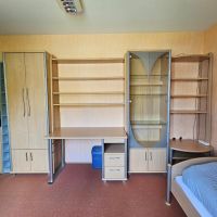 Jugendzimmer mit Bett, Regal, Schränken und Schreibtisch Hessen - Villmar Vorschau