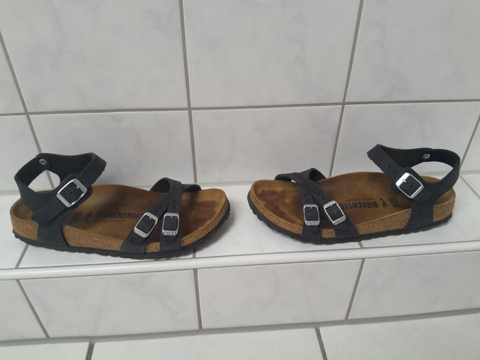 Birkenstock Kumba,  Gr 39,  schwarz, schmal in Düsseldorf