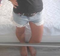 Buffalo Jeans Shorts Hotpants mit Spitze Gr. 34 denim Bayern - Hirschau Vorschau