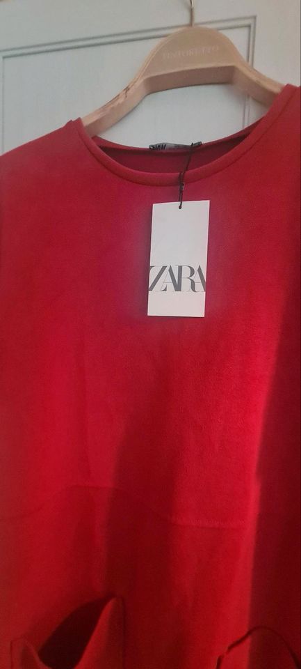 Kleid von Zara in München