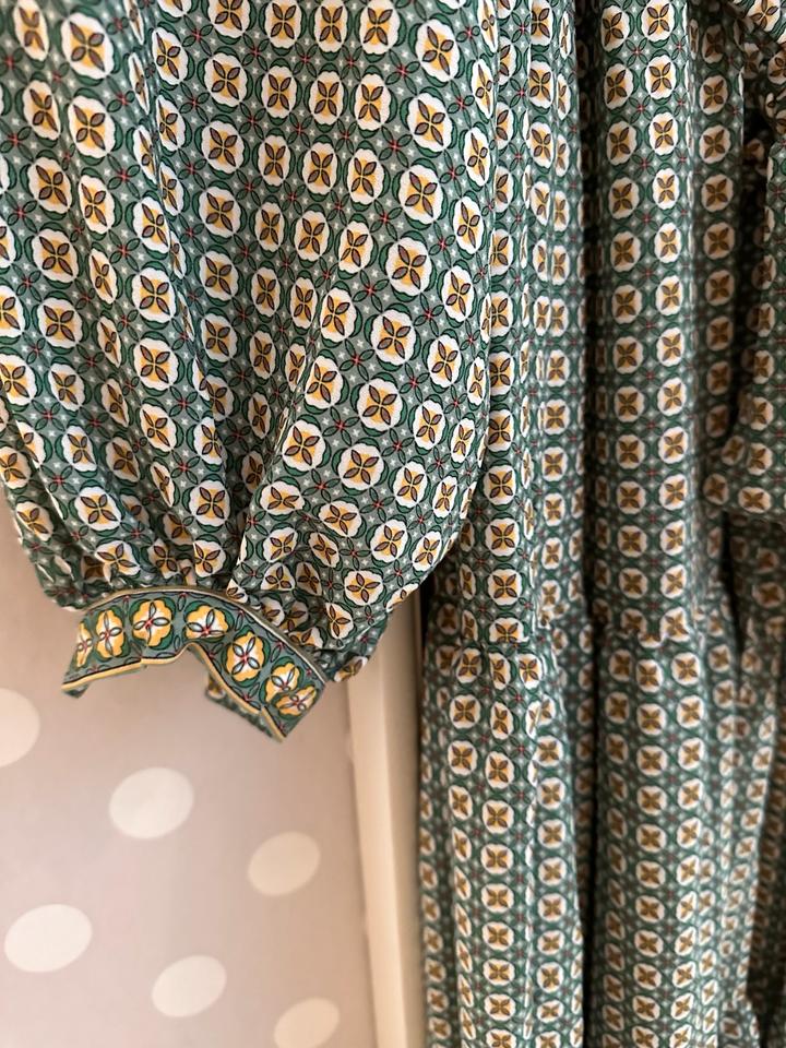 Max Studio Kleid Kragen Maxikleid Gr. M  36 38 grün Retro neu in Cremlingen