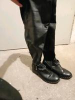 2 Stiefel 38 Schwarz Kr. Altötting - Burghausen Vorschau