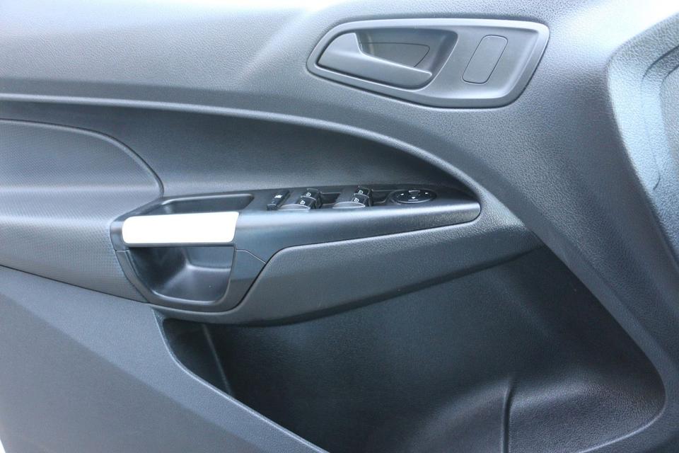 Ford Grand Tourneo Connect, SITZHEIZG, StandHeizg, AC in Dresden