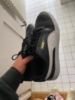 Puma Schuhe Gr. 41/42 München - Bogenhausen Vorschau