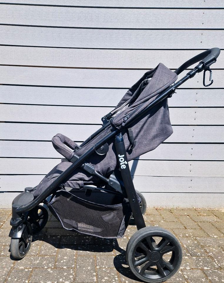 Joie Buggy grau mit Sternen in Hamburg