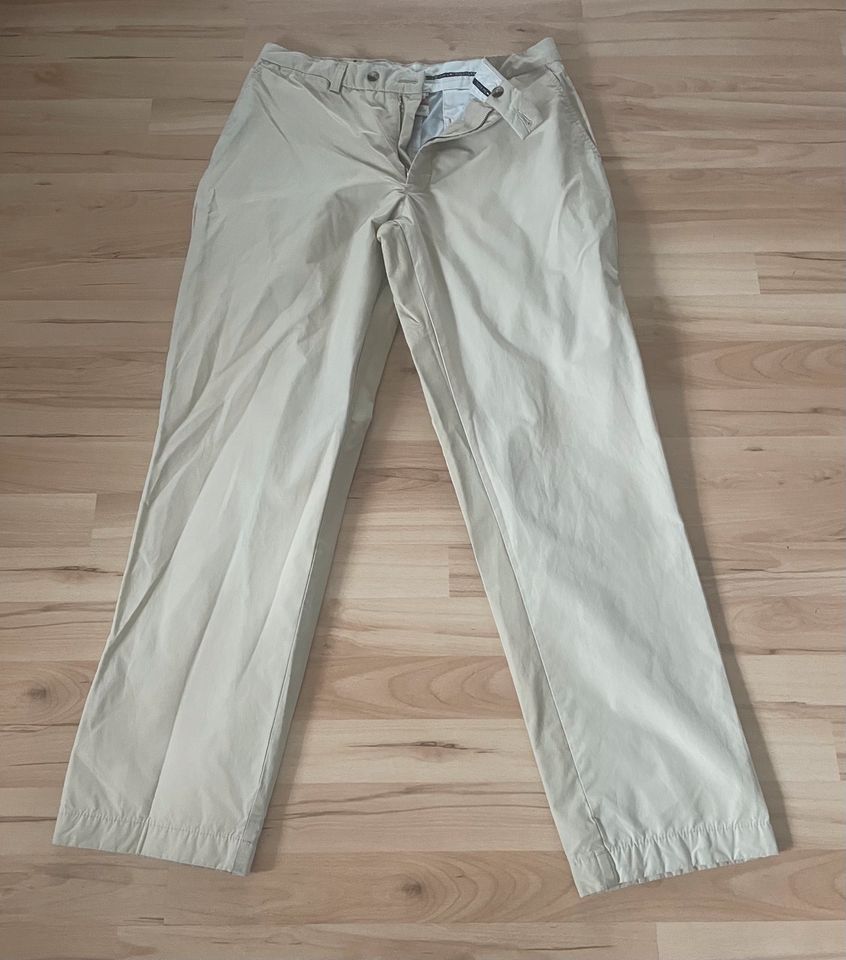 Hilfilger Herren Jeans, Gr. 33/32 in Rosenheim