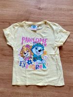 T-Shirt mit Sky und Everest der Paw Patrol in Größe 116 München - Schwabing-West Vorschau