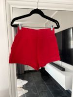 H&M Shorts kurze Hose Sporthose Sweathose Rot XS Jogginghose Hessen - Burghaun Vorschau