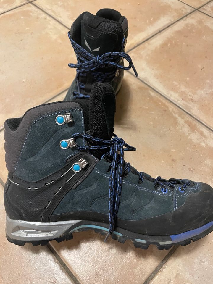 Salewa WS MTN Trainer MID GTX River Blue Größe 38 in Overath