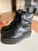 Dr. Martens Jadon Plateau Boots – Größe 38 – Schwarz – Wie neu Düsseldorf - Stadtmitte Vorschau