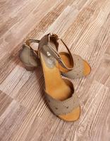 ARA SANDALEN SANDALETTEN 41 oder 7 NEU Berlin - Treptow Vorschau