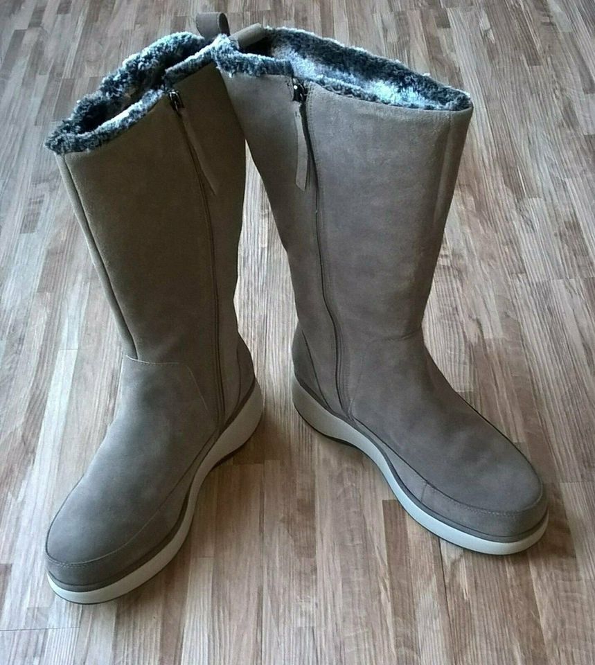 CLARKS "Un Vista Hi2" Winterstiefel Boots Damen 42 NEU taupe in Neuss