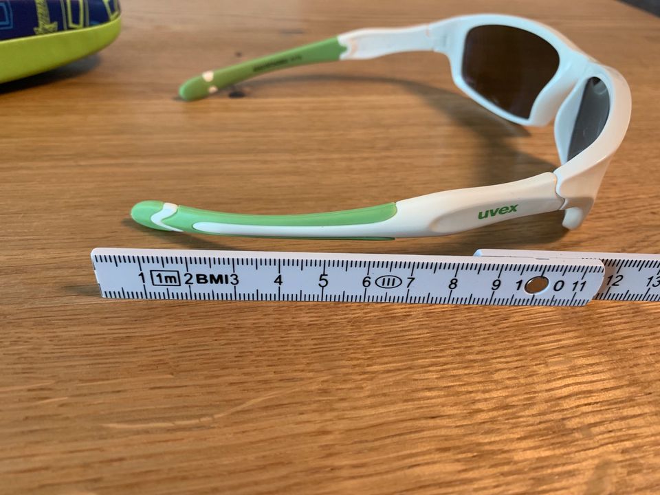 Uvex Sonnenbrille Kinder in Linkenheim-Hochstetten