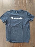 T-Shirt der Marke Champion, Größe L (12-13 Jahre) Bayern - Bad Füssing Vorschau