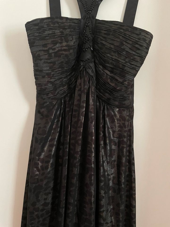 Kleid Abendkleid in der Größe 34 Vera Mont in Ingolstadt