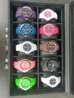Ice-Watch Damen Uhren im Koffer Nordrhein-Westfalen - Attendorn Vorschau
