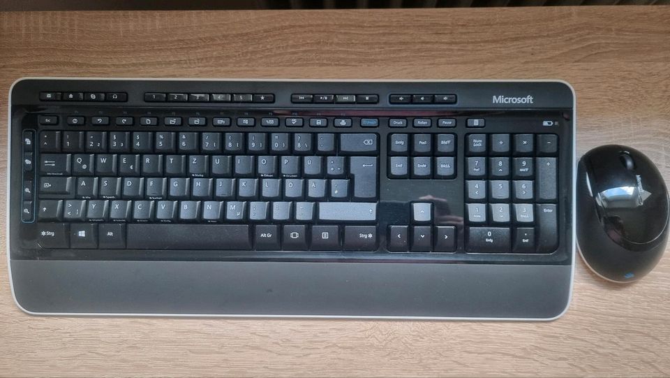 Tastatur mit Maus von Microsoft in Ingolstadt