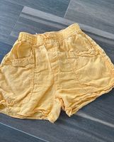 Zara Shorts 164 gelb Duisburg - Hamborn Vorschau