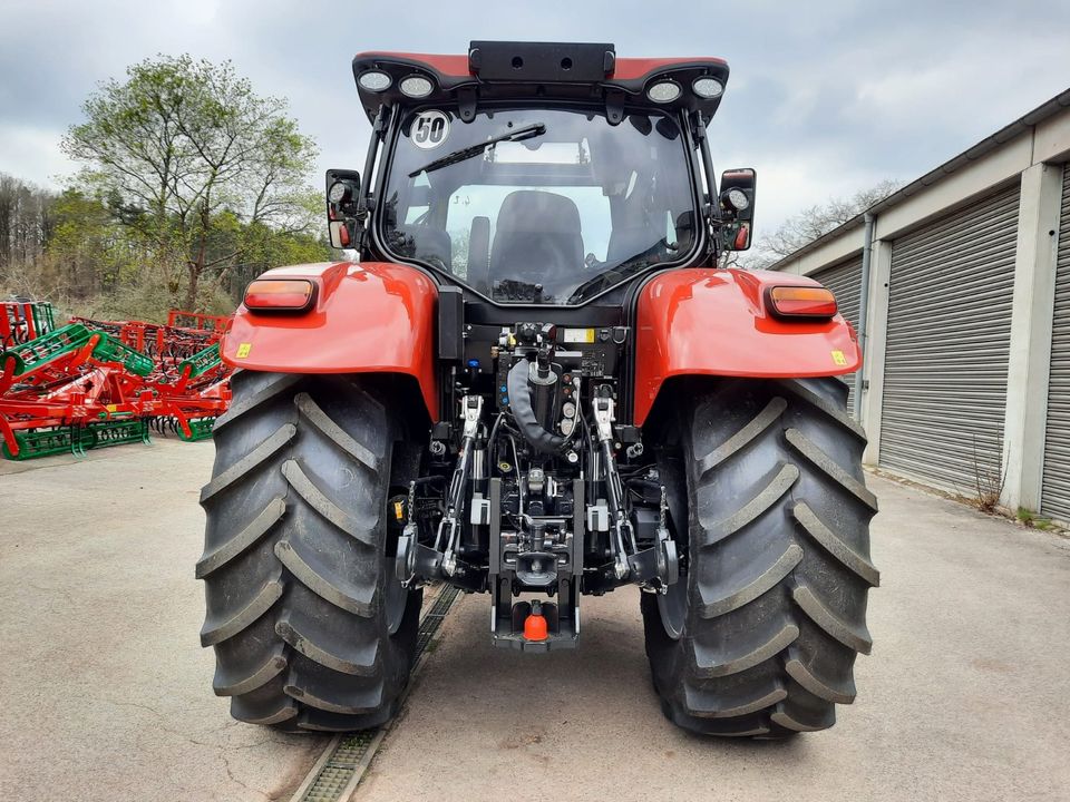 Schlepper Case-IH Maxxum 150 CVX Traktor 150 PS/175 PS stufenlos in Ansbach