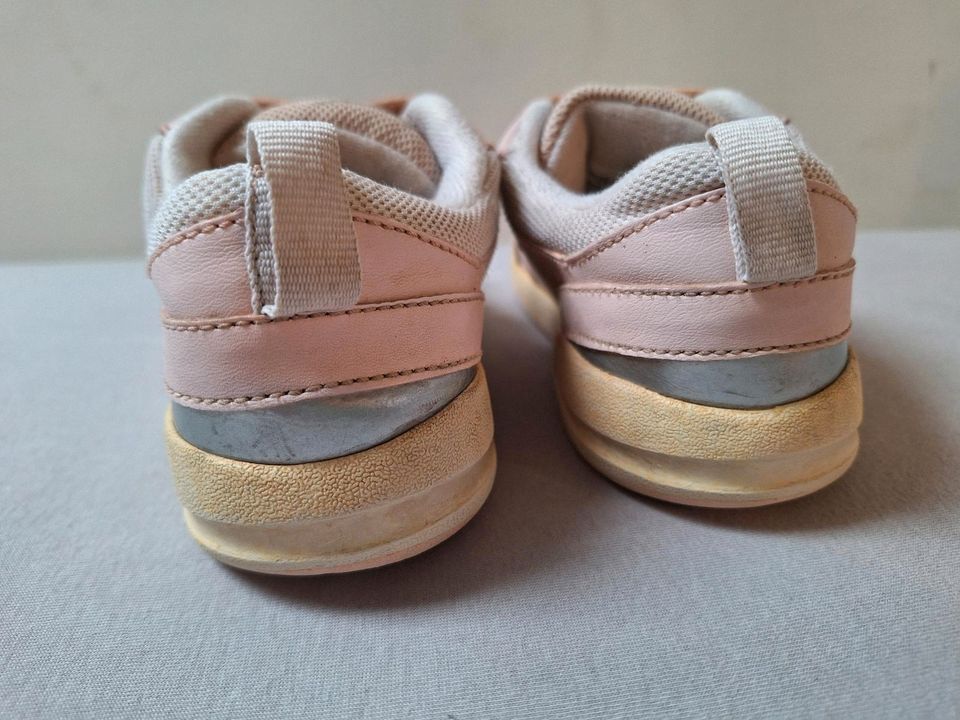 Kinder Mädchen Schuhe NIKE Größe 30 Rosa in Groß-Gerau