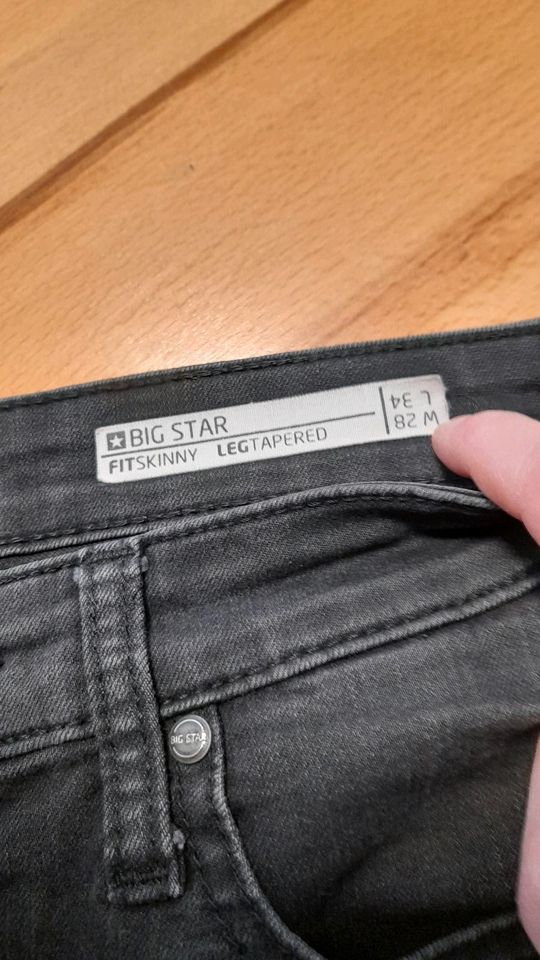 Hosen Damen Jeans elegant Shorts Gr. S 36 Big Star Orsay in Lübbecke 
