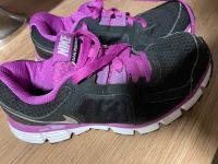 Nike Schuhe Turnschuh Dual Fusion ST2 Gr. 40 Baden-Württemberg - Lauchheim Vorschau