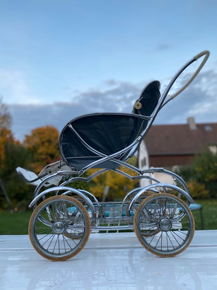 Vintage Retro Kinderwagen 1950 Giordani in Bayern - Coburg | Kinderwagen  gebraucht kaufen | eBay Kleinanzeigen ist jetzt Kleinanzeigen