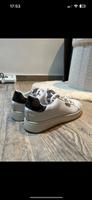 Guess Sneaker Hessen - Neu-Isenburg Vorschau