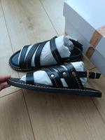 S.Oliver Leder Sandalen 38 Damen Mädchen Sommer Schuhe schwarz Niedersachsen - Ronnenberg Vorschau