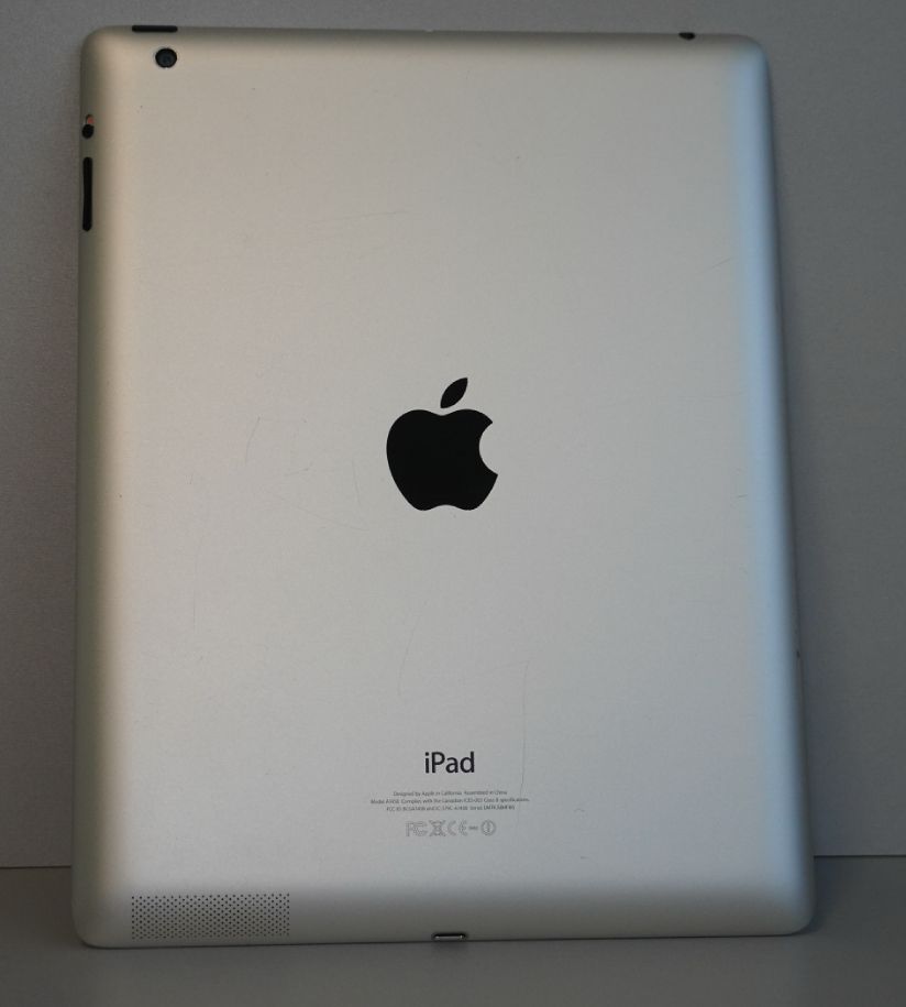 Apple iPad 16GB Wi-Fi Weiß (MD513FD/A) in Kirchheim unter Teck