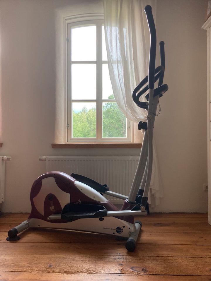 Christopeit Hometrainer Crosstrainer in Malliß