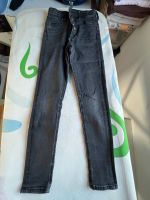 H&M Jeans High Waist schwarz Gr 134 Nordrhein-Westfalen - Korschenbroich Vorschau