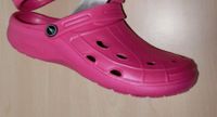 NEU Clogs Wasser Strand Bade Schuhe Magenta Pink 38 Mädchen Damen Baden-Württemberg - Dettingen an der Iller Vorschau