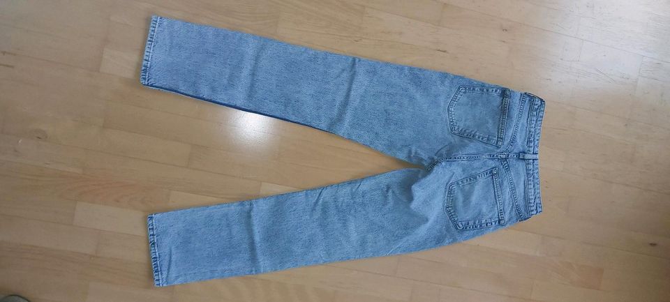 H&M Jeans Denim Vintage-Straight, High Waist. Gr. 34. in Neunkirchen a. Brand