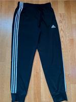 Adidas Hose lange in Gr. M in schwarz Hannover - Vahrenwald-List Vorschau