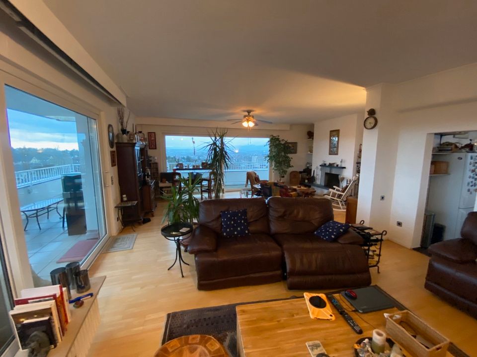 Gegen Gebot ! ***PENTHOUSE*** Traumblick über Wiesbaden in Wiesbaden