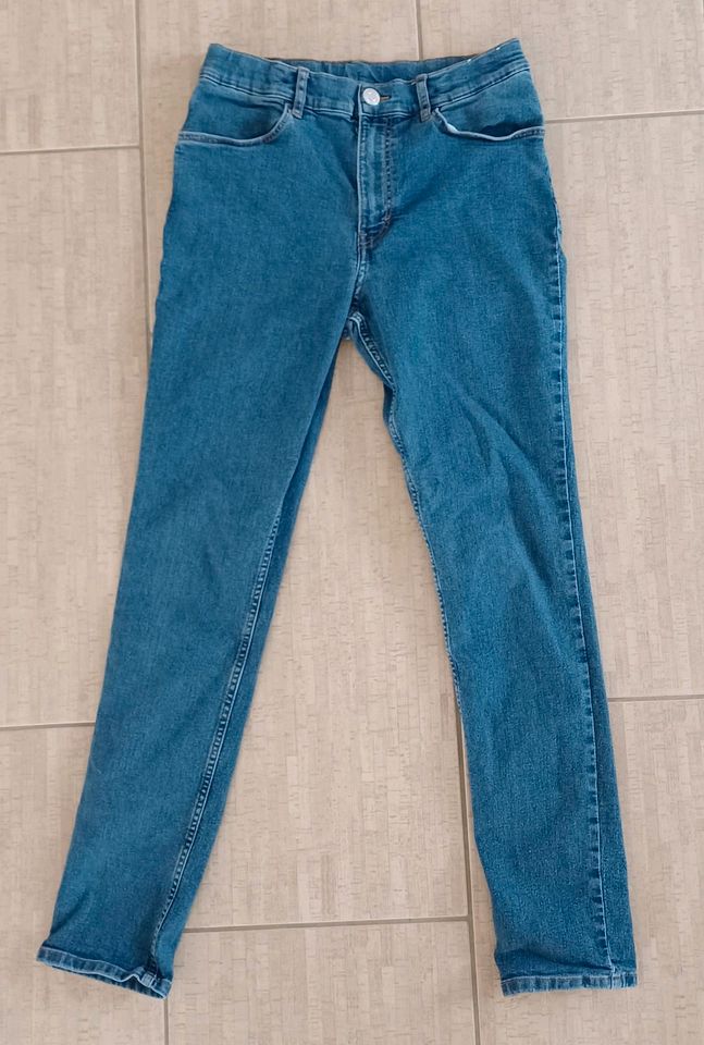 Jeans H&M Größe 170 Skinny Fit in Jüterbog