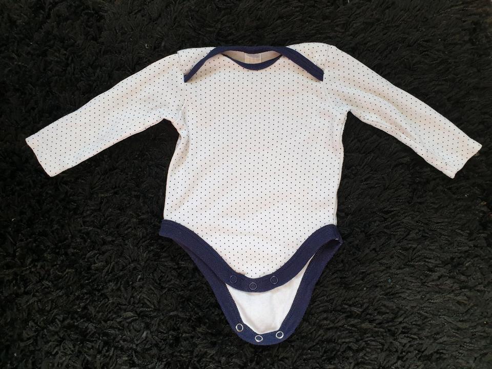 Kurzarmbodys, Langarmbodys, Wickelbodys Gr  62/68, H&M, Baby Club in Landshut