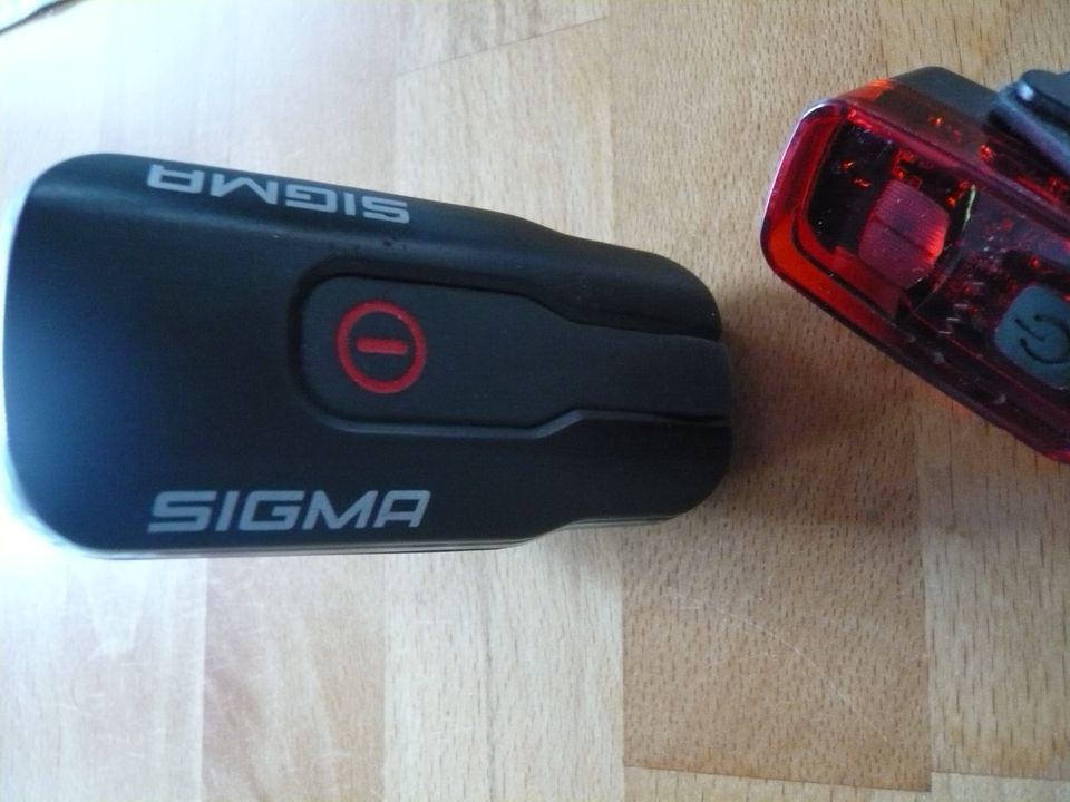 SIGMA Sport Aura 60, Fahrradlicht, + LED Rücklicht, 70 m Leuchtw in Bergtheim (Unterfranken)