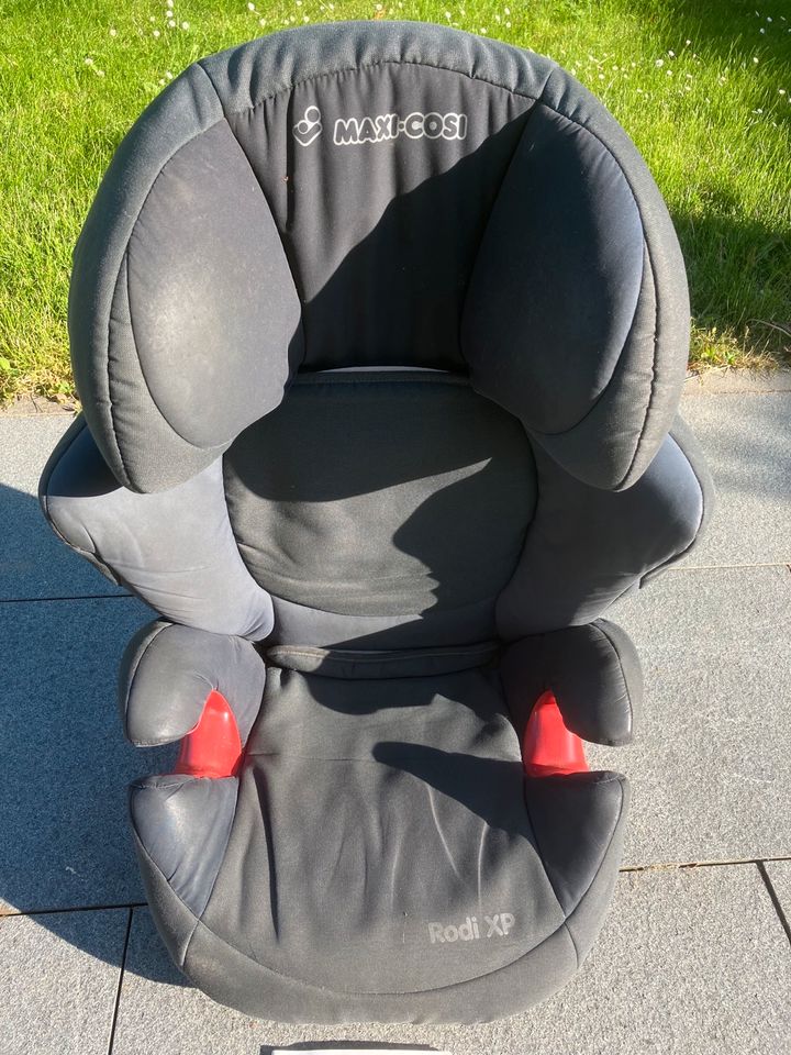 Maxi Cosi Rodi XP, Kindersitz, Autositz in Möglingen 