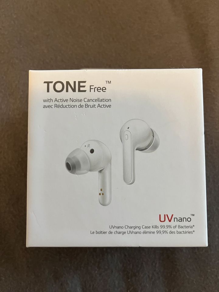 LG Tone free Kopfhörer Bluetooth in Düsseldorf