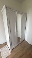 Ikea Kleiderschrank weiß mit Spiegel Hessen - Erlensee Vorschau