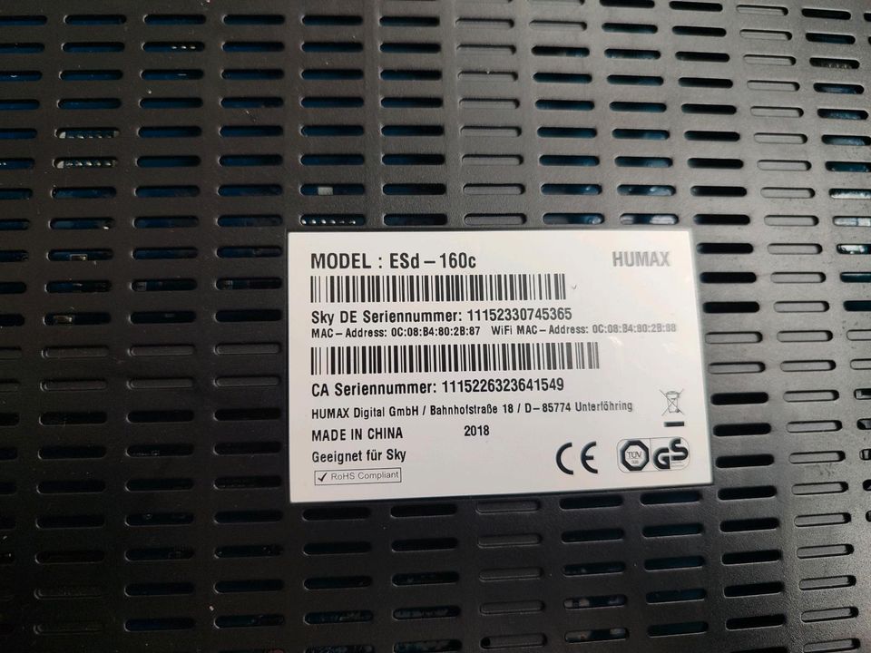 Sky Kabel Receiver mit 1TB Festplatte in Ergoldsbach