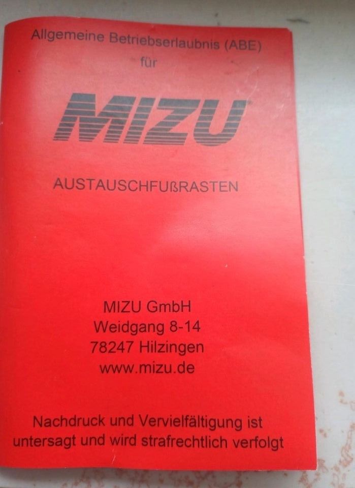 Mizu Flex Race verstellbare Motorrad Fußrasten Vario 33mm mit ABE in Potsdam