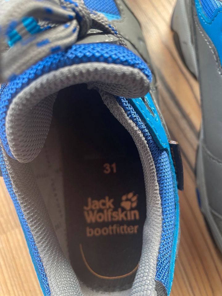 Schuhe Jungen Größe 31 Jack Wolfskin in Plattling