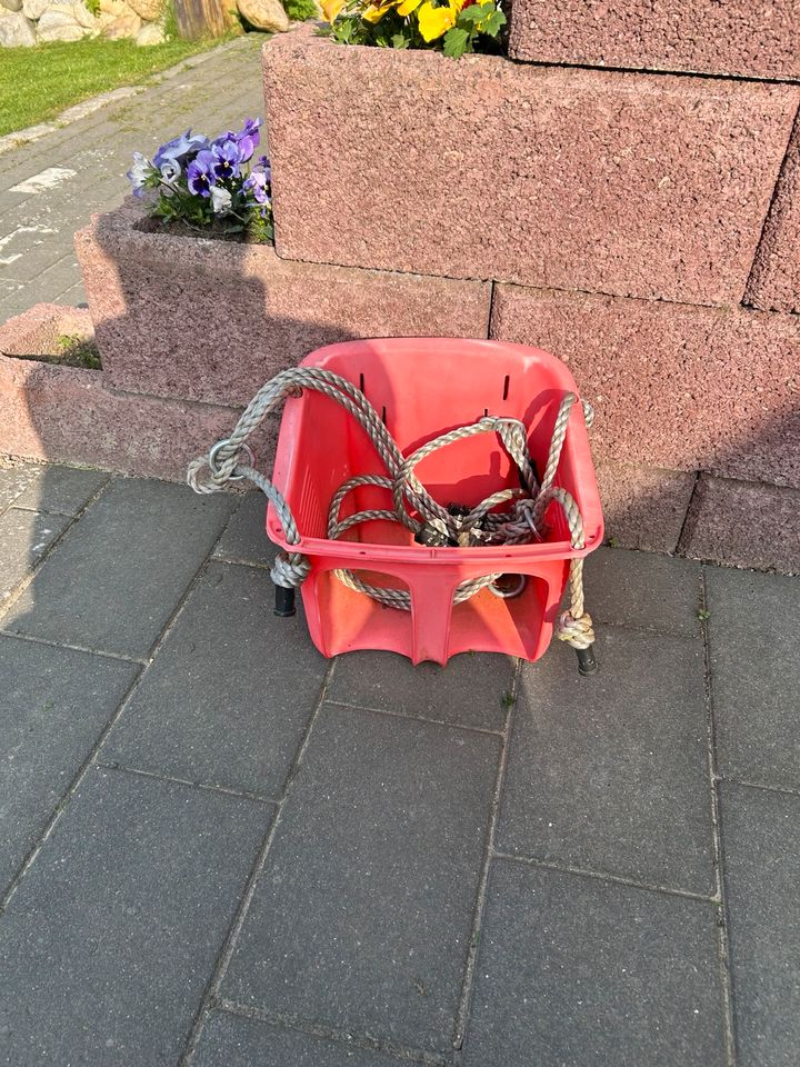 Babyschaukel in Meldorf