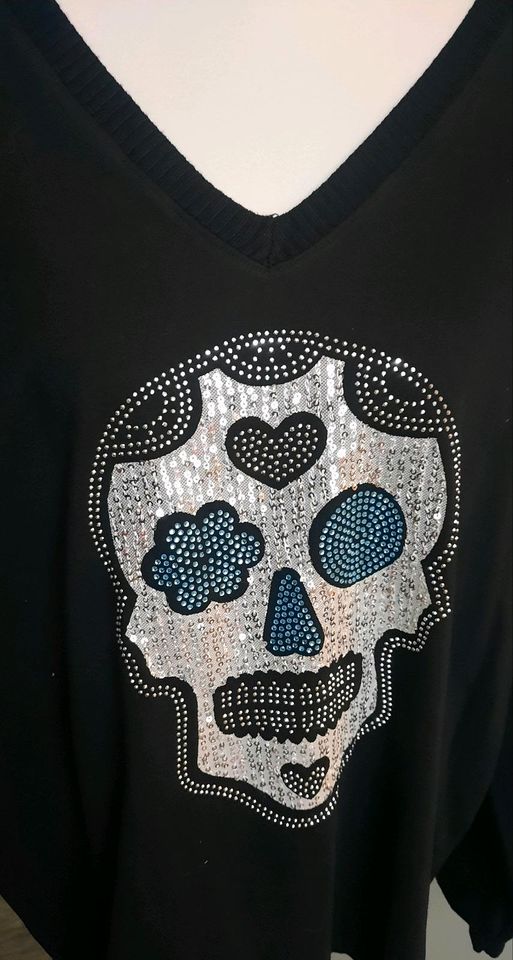 Shirt mit Skull mit viel Glitzer und Pailletten - Neu in Schulzendorf bei Eichwalde